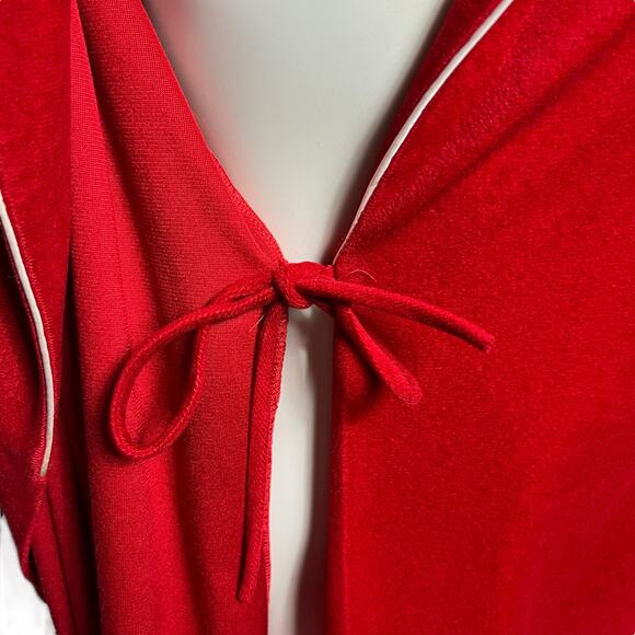 Vintage Red Velour Bathrobe with White Piping Classic Wrap Style Robe Small - Picture 4 of 13